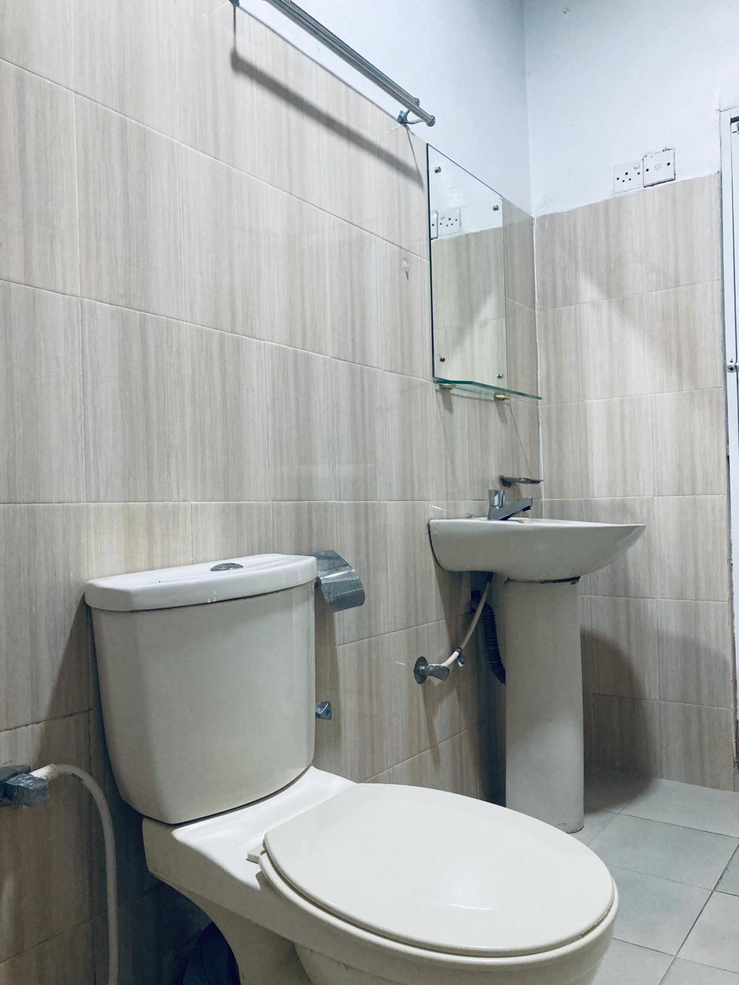 Villa Two Residence Дехивала-Маунт-Лавиния Экстерьер фото